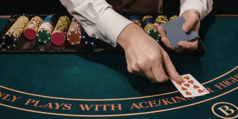 Hướng dẫn chơi Blackjack - Phương pháp tính thắng thua cơ bản