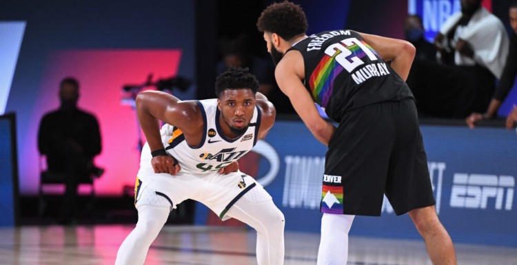 在前3场比 在前3场比