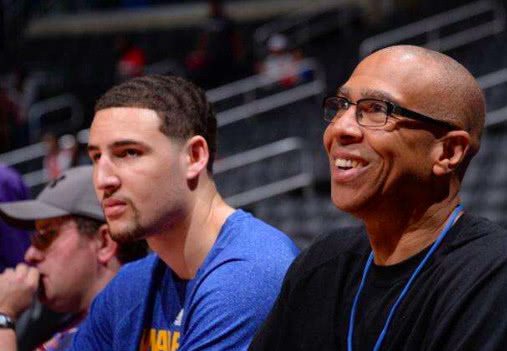 形成三角配 形成三角配